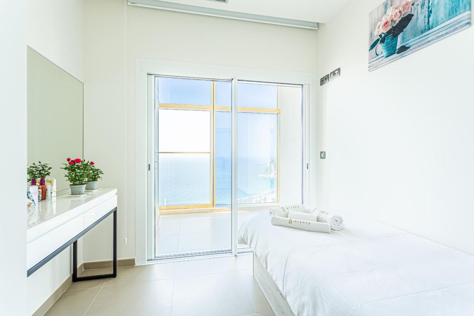 Intempo By Holuxe - 272 - 27Th Floor Appartement Benidorm Buitenkant foto